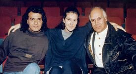 « Sans toi, cet album n’aurait pas existé. Merci » Céline, René et Vito Luprano... l’autre homme essentiel « Sans toi, cet album n’aurait pas existé. Merci » Céline, René et Vito Luprano... l’autre homme essentiel