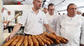 After the sausage, the Morteau baguette
