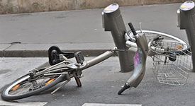 30% des Vélib’ seulement sont utilisables en station. Le 18 septembre, record du nombre de courses en une journée : 230 000 30% des Vélib’ seulement sont utilisables en station. Le 18 septembre, record du nombre de courses en une journée : 230 000