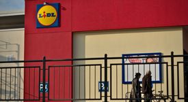 Un boulon de 4 centimètres trouvé dans une pizza de Lidl Un boulon de 4 centimètres trouvé dans une pizza de Lidl