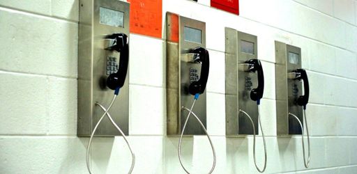 Call-center et agents bien formés et motivés. À Saran, en prison, on recrute des « clients » Call-center et agents bien formés et motivés. À Saran, en prison, on recrute des « clients »