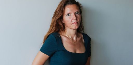 "Je gère et développe une plateforme de voyants à distance. Et pourquoi pas" ?