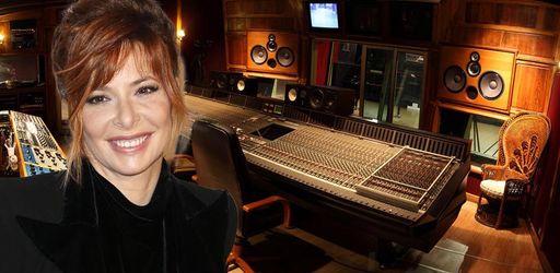 Mylène Farmer et Cécile de France au Studio Guillaume Tell, à Suresnes Mylène Farmer et Cécile de France au Studio Guillaume Tell, à Suresnes