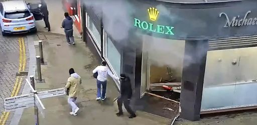 Rolex, la montre la plus volée mondialement. Clio, la voiture la plus volée en France