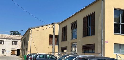 Call-centers et locaux tertiaires équipés à Montfavet (Avignon)