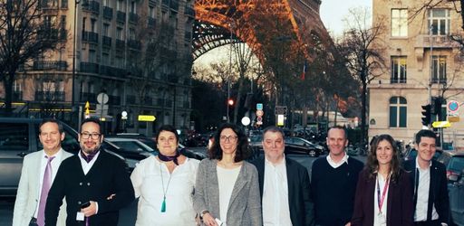 The French outsourced call center market declines for the first time, E/Y reveals. But some mavericks are coming out ahead