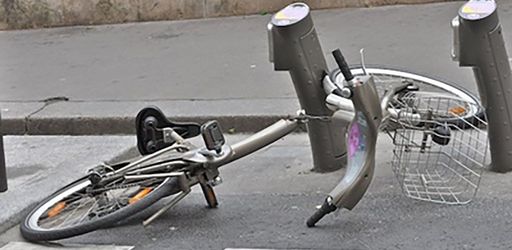 30% des Vélib’ seulement sont utilisables en station. Le 18 septembre, record du nombre de courses en une journée : 230 000