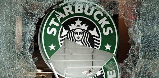 Chez Starbucks, Brian Niccol et Sara Trilling tentent de réparer l'expérience client, devenue déceptive