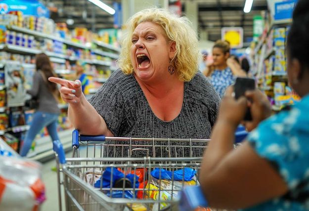 Moins de podcasts et d'influenceurs, plus de service client, téléphonique. Allo BoursoBank