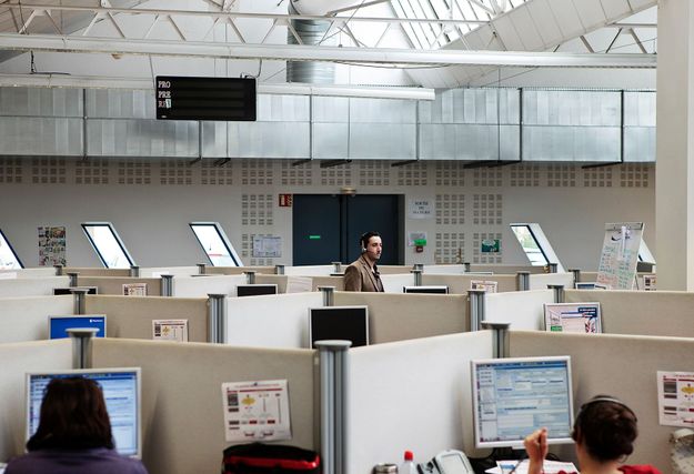 Teleperformance France devient VelsiA et va fermer son site de Laval