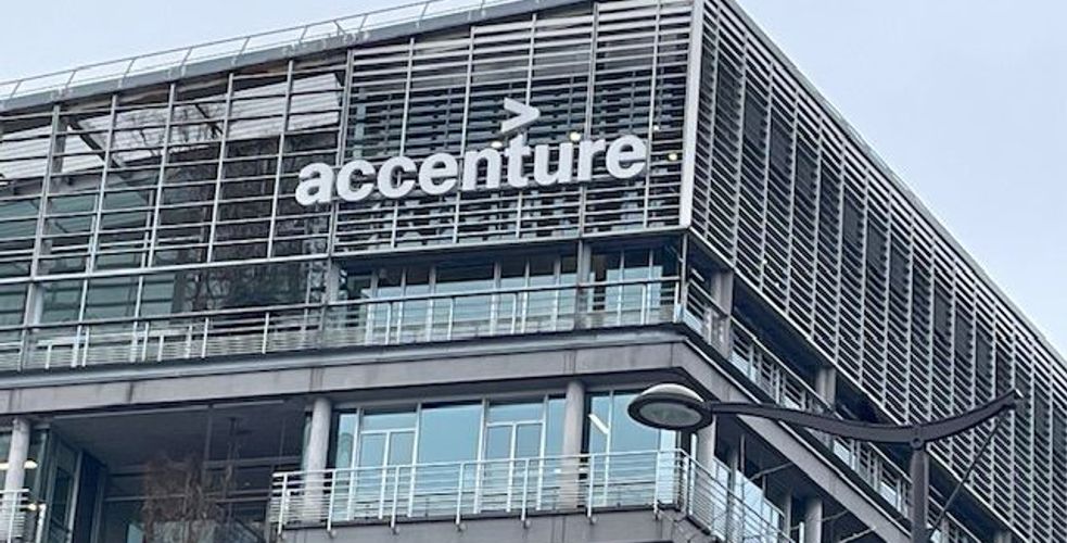 Onepoint espionné par Accenture? Les révélations Mediapart. Mc Kinsey pas rentable en France, selon Clarisse Magnin