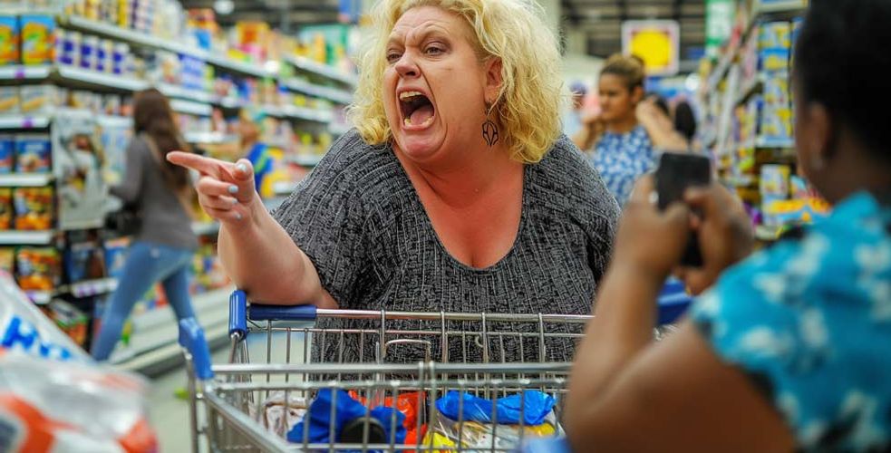 Moins de podcasts et d'influenceurs, plus de service client, téléphonique. Allo BoursoBank