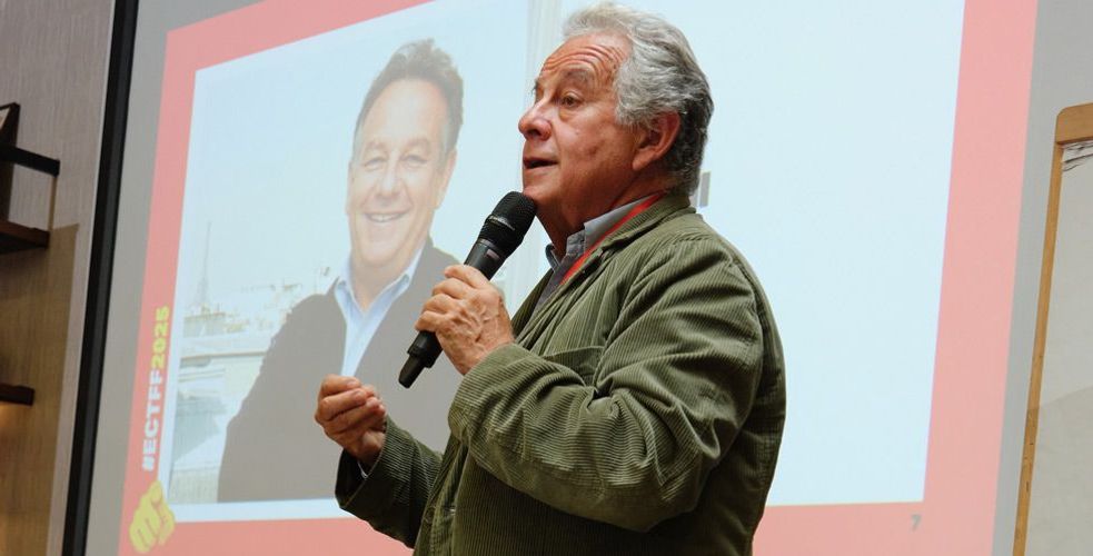 «Dans le tourisme, l’expérience client promise et vendue a de grandes chances d’être compromise» Paul Roll «Dans le tourisme, l’expérience client promise et vendue a de grandes chances d’être compromise» Paul Roll