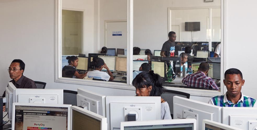 Call-centers efficaces et robustes ? Outsourcia dévoile sa martingale