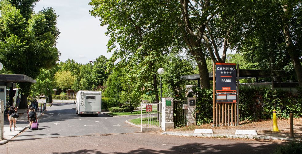 Le wifi dans les campings n’est pas gratuit, il est offert