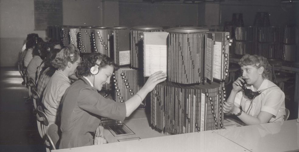 Orange France allegedly illegally listening to one million phone conversations per month, using Verint, a speech analytics tool