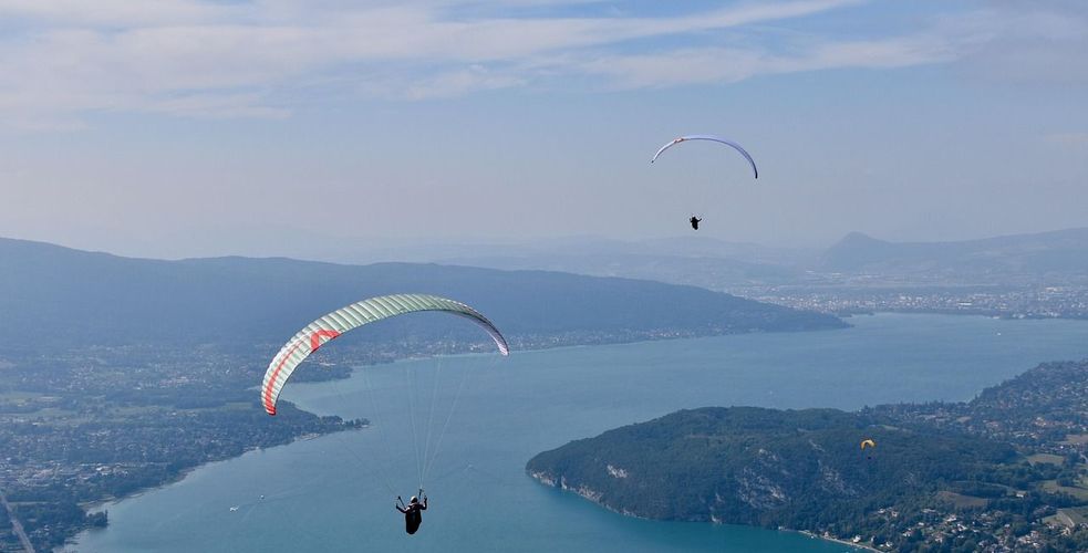 In&motion's Connected Airbags Deploy in 60 Milliseconds. In Annecy, a Customer Service Like No Other.