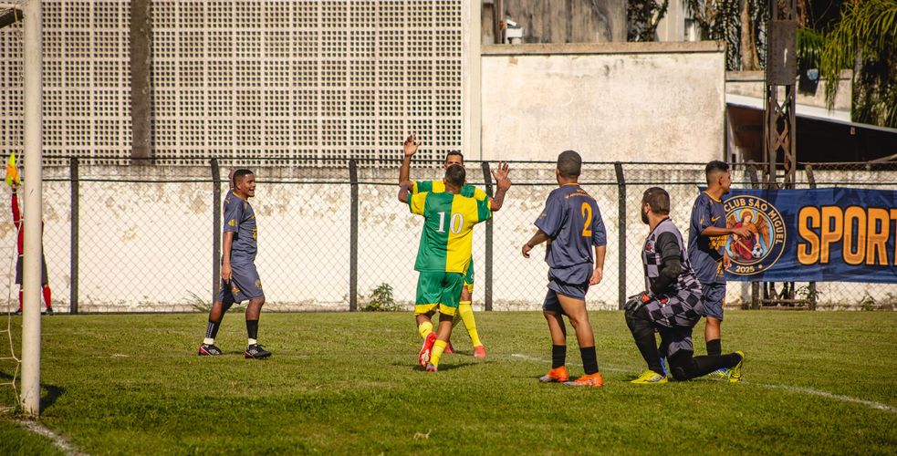 Un numéro vert pour dénoncer les incartades de Ronaldinho