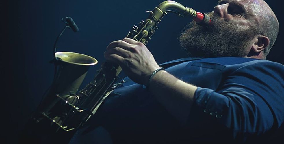 Syos, Devialet discret du bec de saxophone et de clarinette personnalisé.